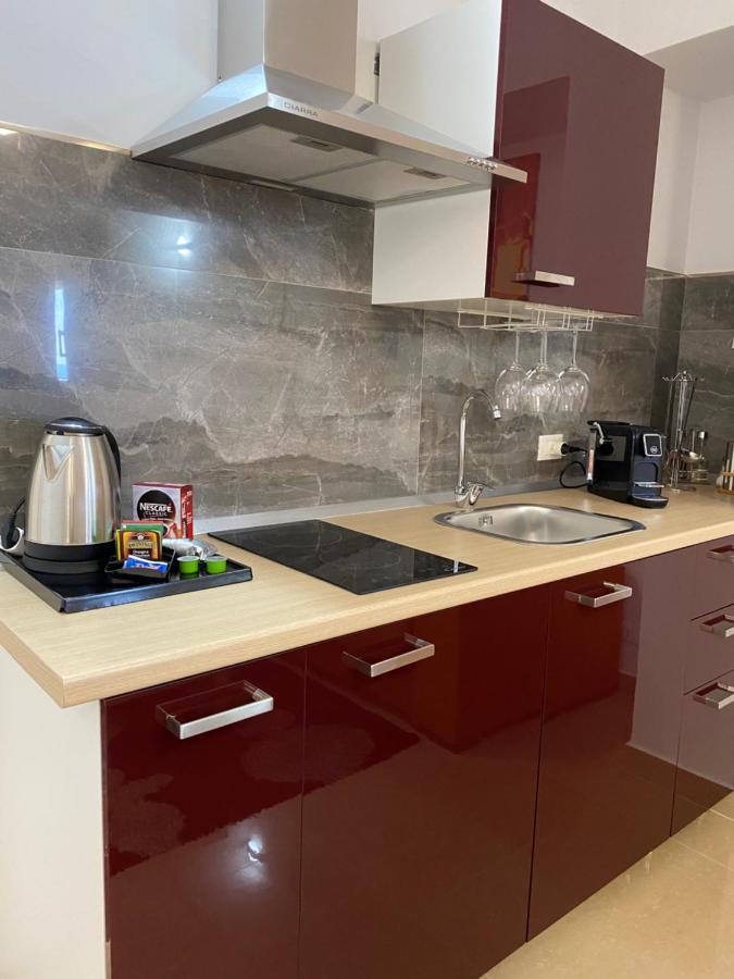 Ig-Tysandros Hotel Apartments Giardini Naxos Eksteriør billede