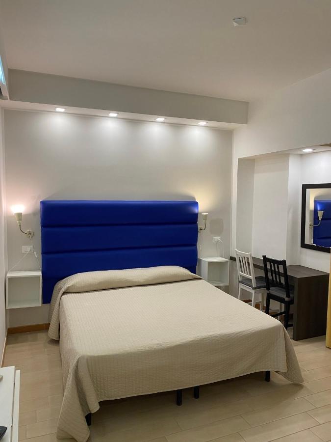 Ig-Tysandros Hotel Apartments Giardini Naxos Eksteriør billede