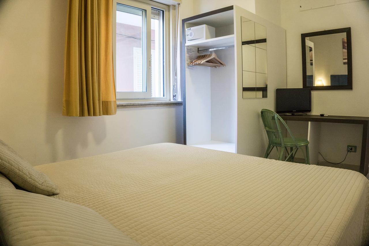 Ig-Tysandros Hotel Apartments Giardini Naxos Eksteriør billede