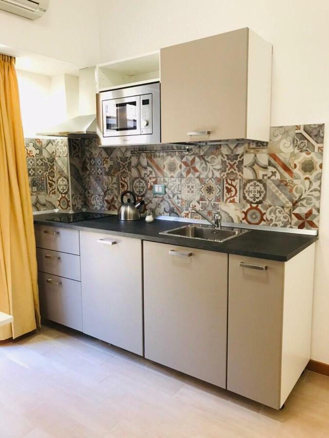 Ig-Tysandros Hotel Apartments Giardini Naxos Eksteriør billede