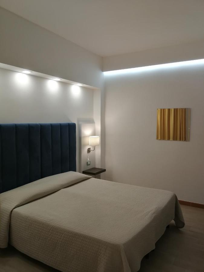 Ig-Tysandros Hotel Apartments Giardini Naxos Eksteriør billede